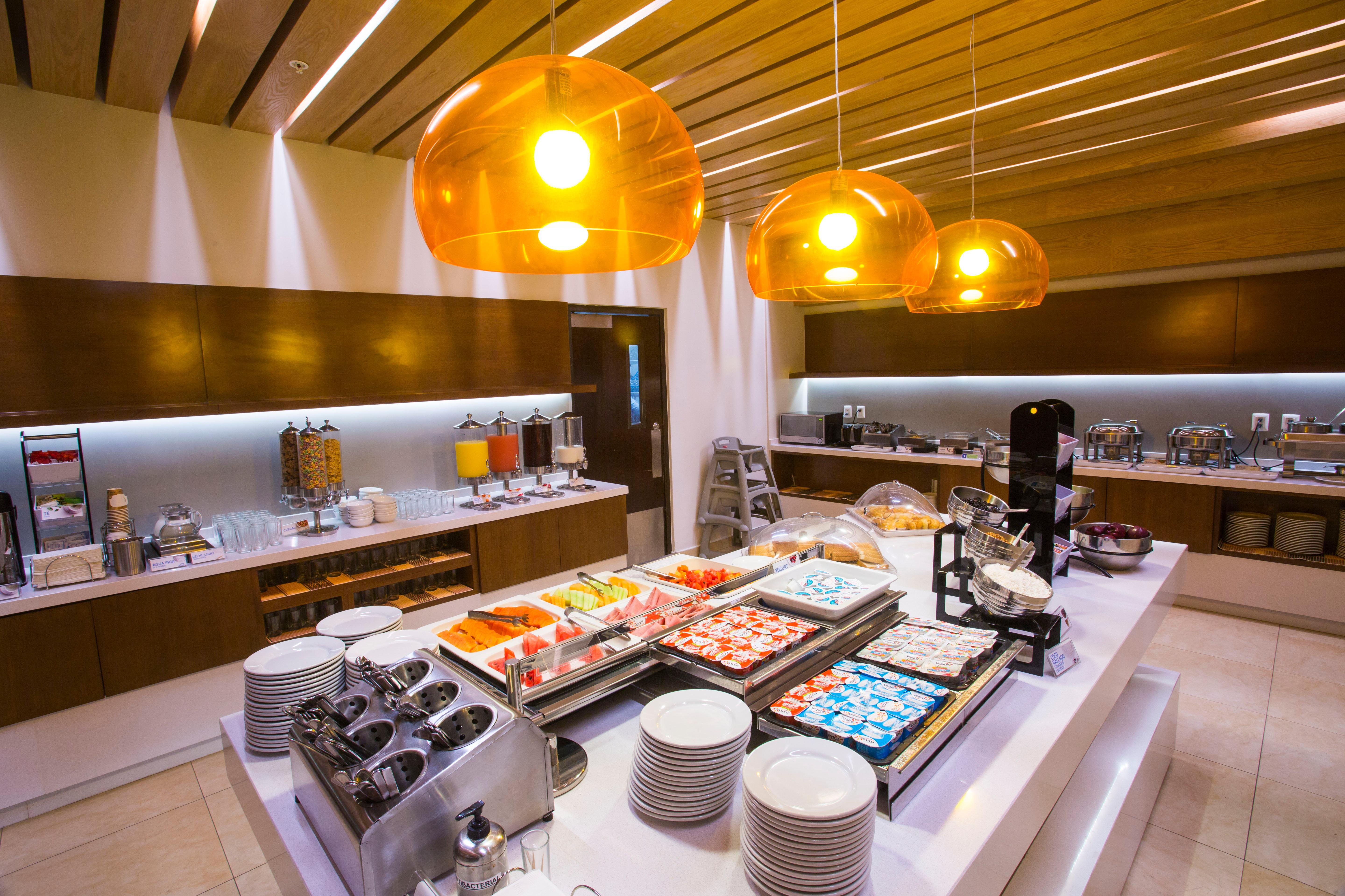 Holiday Inn Express Merida By Ihg Bagian luar foto