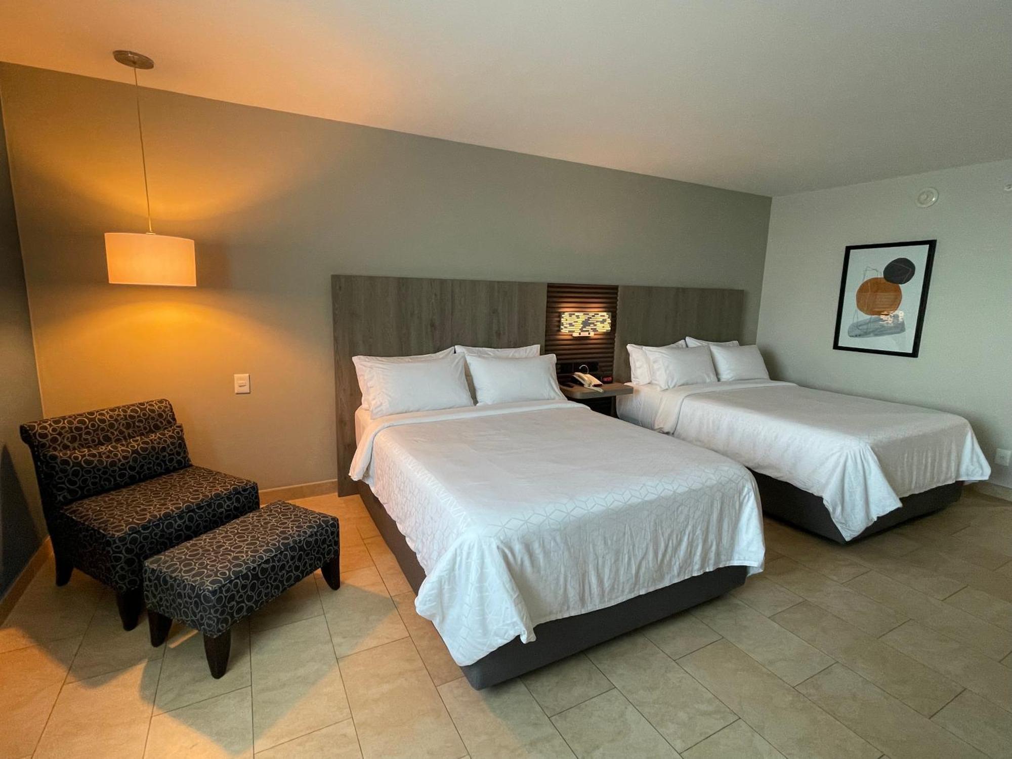 Holiday Inn Express Merida By Ihg Bagian luar foto