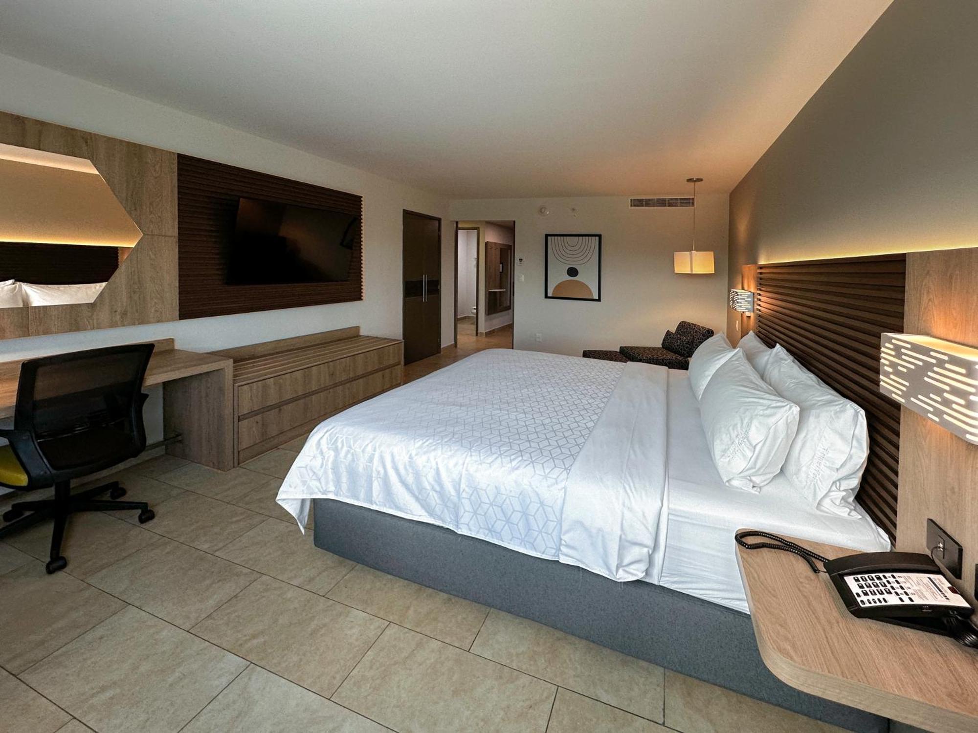 Holiday Inn Express Merida By Ihg Bagian luar foto