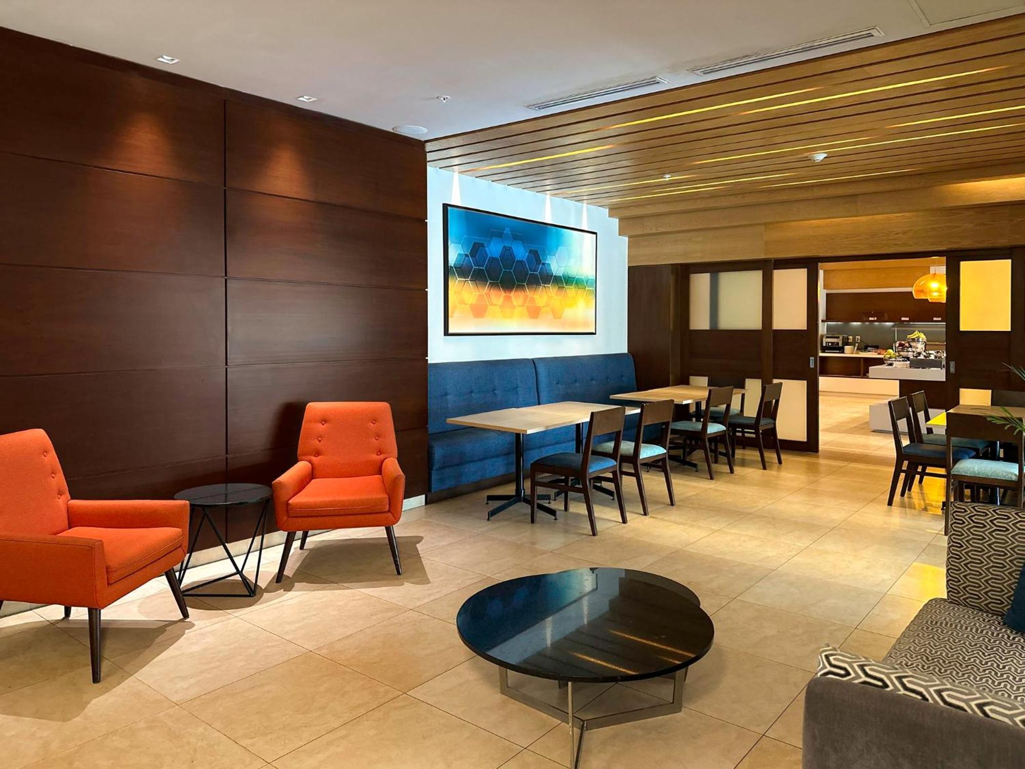 Holiday Inn Express Merida By Ihg Bagian luar foto